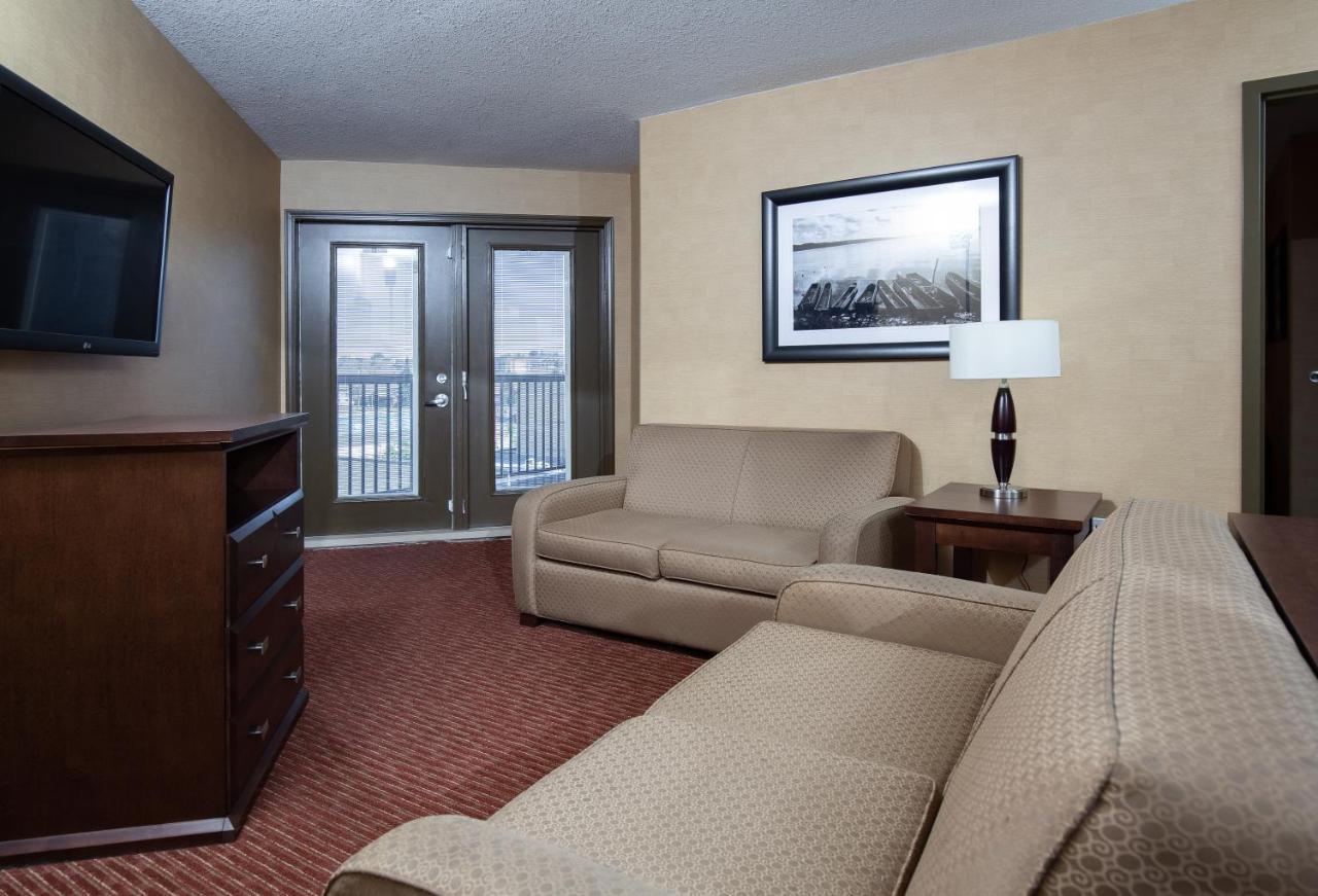 Pomeroy Hotel Fort St. John Εξωτερικό φωτογραφία