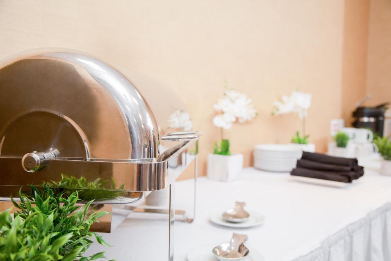 Pomeroy Hotel Fort St. John Εξωτερικό φωτογραφία