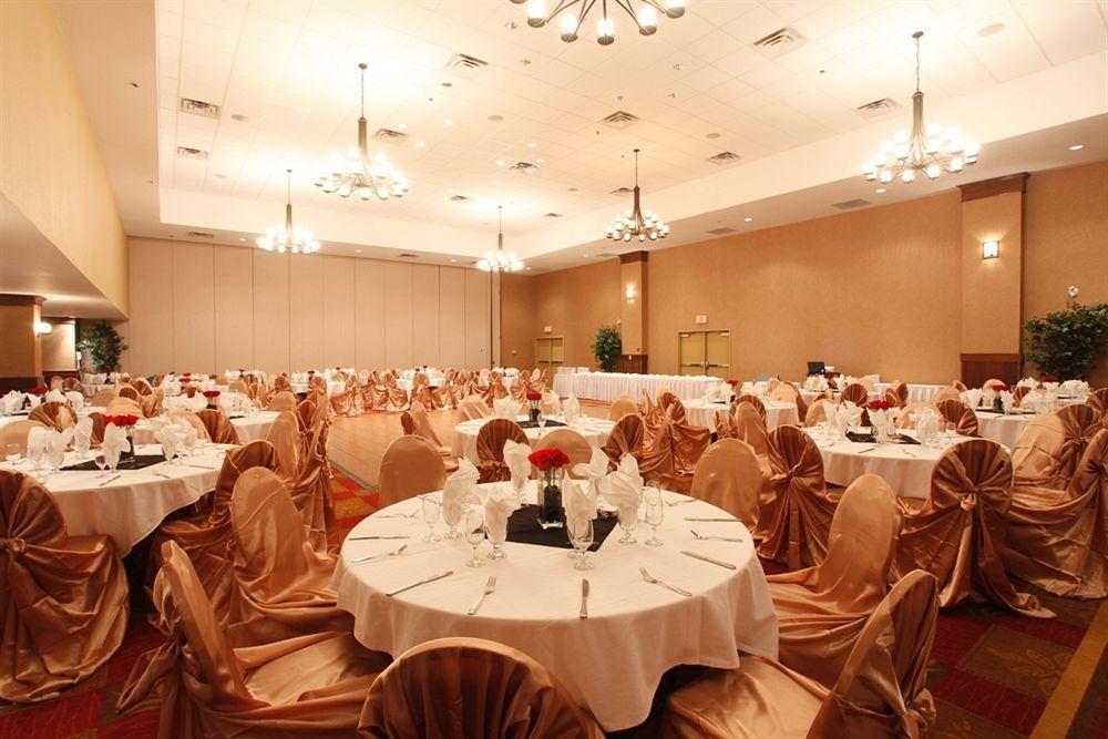 Pomeroy Hotel Fort St. John Εξωτερικό φωτογραφία